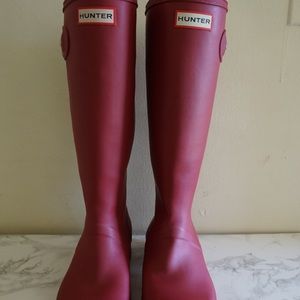 Matte fuchsia Hunter Boot